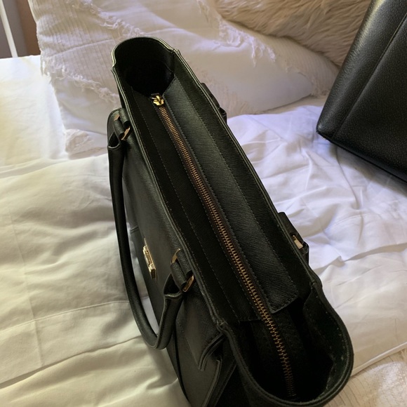 Kate Spade Tote - Picture 3 of 6